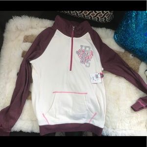 Joe Boxer sweatshirt NWT. 🤩